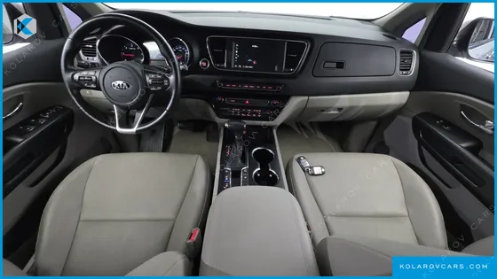 KIA CARNIVAL 9-SEATER LUXURY