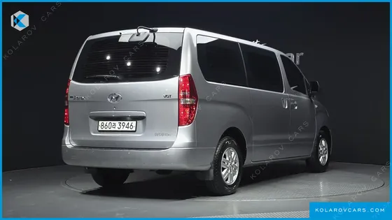 HYUNDAI STAREX 3-SEATER VAN