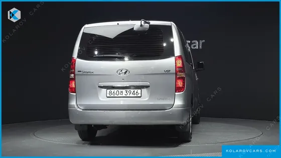 HYUNDAI STAREX 3-SEATER VAN