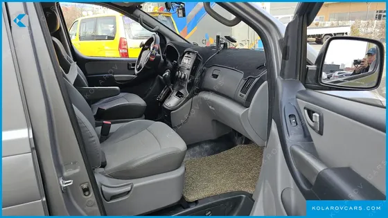 HYUNDAI STAREX CAMPING CAR