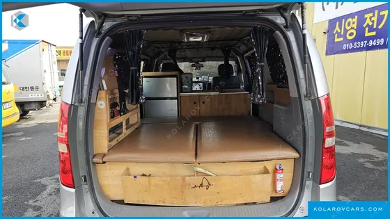 HYUNDAI STAREX CAMPING CAR