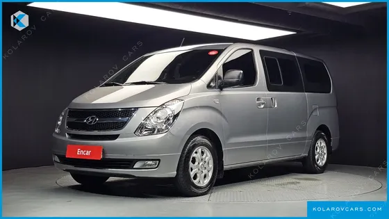 HYUNDAI STAREX 5-SEATER VAN