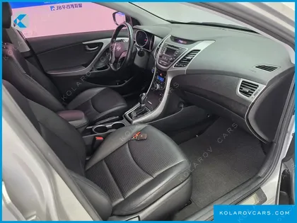 HYUNDAI ELANTRA (AVANTE) 1.6 GDI SMART