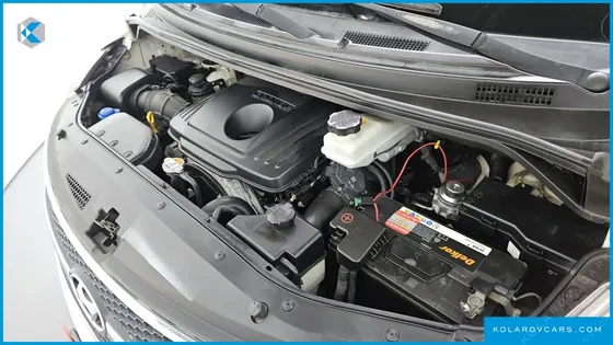 HYUNDAI STAREX 11-SEATER WAGON