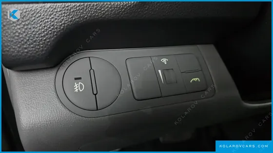 HYUNDAI STAREX 11-SEATER WAGON