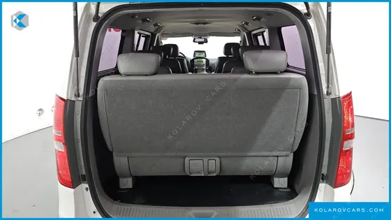 HYUNDAI STAREX 11-SEATER WAGON
