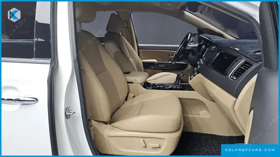 KIA CARNIVAL 9-SEATER HI-LIMOUSINE