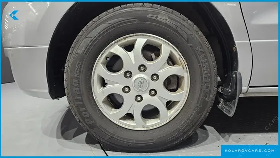 HYUNDAI STAREX 12-SEATER LPI WAGON