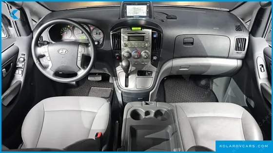 HYUNDAI STAREX 12-SEATER LPI WAGON