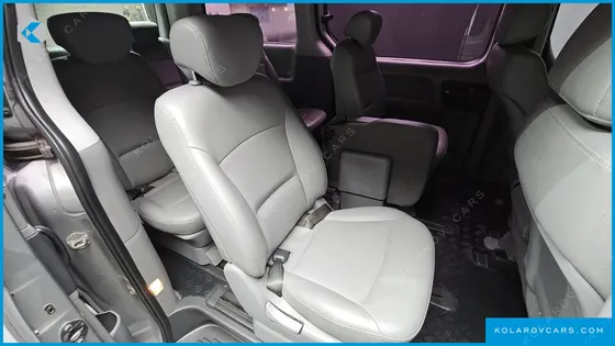 HYUNDAI STAREX 12-SEATER LPI WAGON