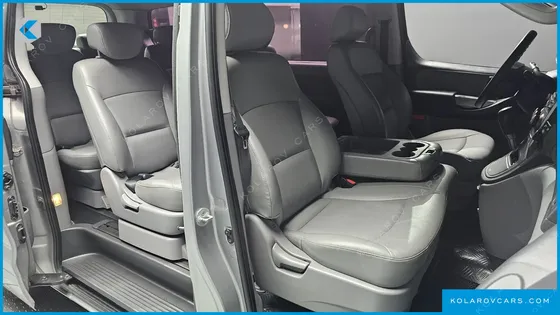 HYUNDAI STAREX 12-SEATER LPI WAGON