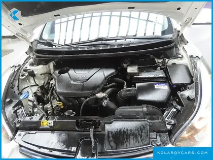 HYUNDAI ELANTRA (AVANTE) 1.6 GDI SMART