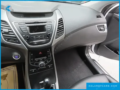 HYUNDAI ELANTRA (AVANTE) 1.6 GDI SMART