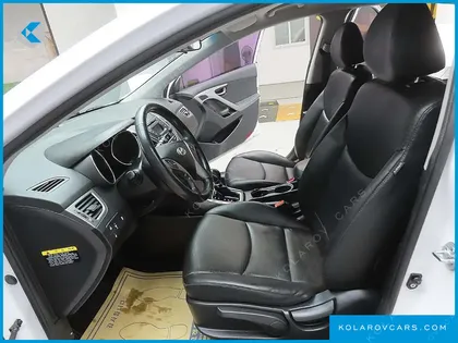 HYUNDAI ELANTRA (AVANTE) 1.6 GDI SMART