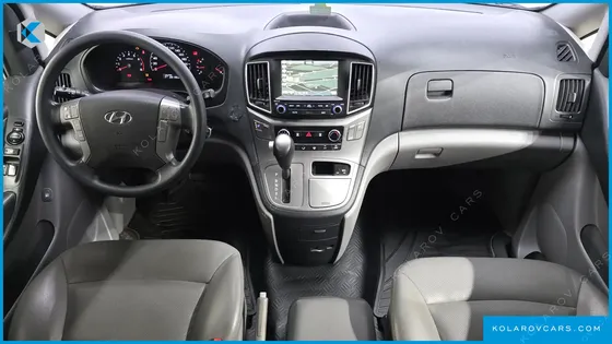 HYUNDAI STAREX 5-SEATER LPI VAN