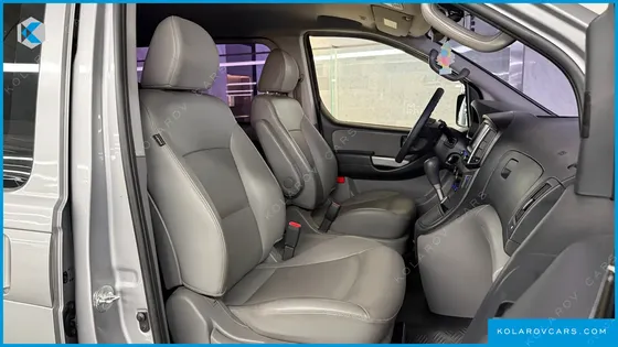 HYUNDAI STAREX 5-SEATER LPI VAN