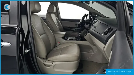 KIA CARNIVAL 9-SEATER LUXURY