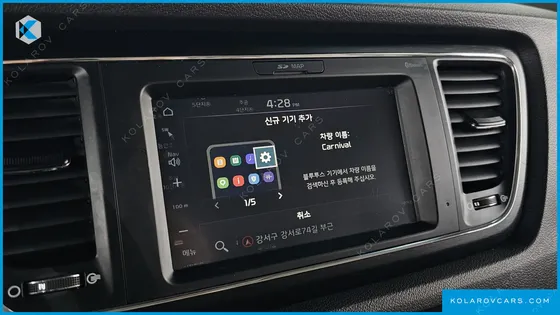 KIA CARNIVAL 9-SEATER LUXURY