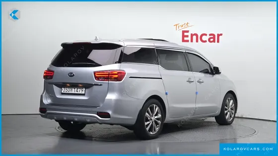 KIA CARNIVAL 9-SEATER PRSTIGE