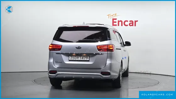 KIA CARNIVAL 9-SEATER PRSTIGE