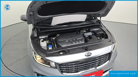 KIA CARNIVAL 9-SEATER PRSTIGE