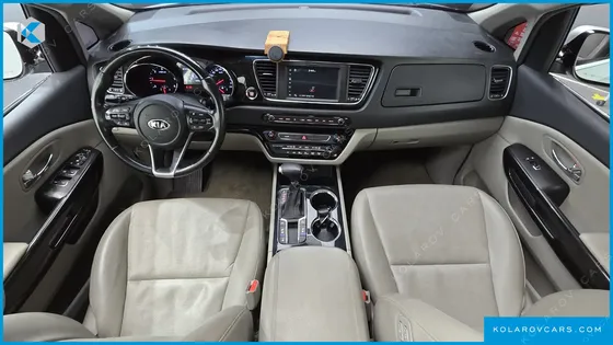 KIA CARNIVAL 9-SEATER PRSTIGE