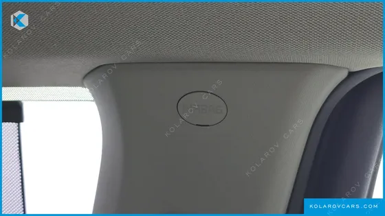 KIA CARNIVAL 9-SEATER PRSTIGE