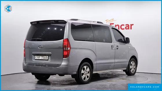 HYUNDAI STAREX 4WD 12-SEATER WAGON