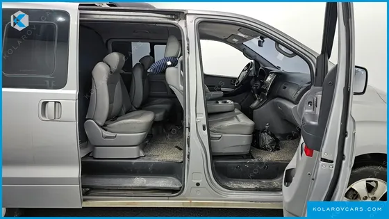 HYUNDAI STAREX 4WD 12-SEATER WAGON