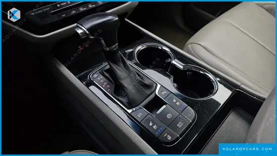 KIA CARNIVAL 9-SEATER NOBLESSE