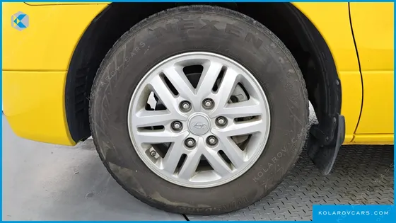 HYUNDAI STAREX GUARD CAR OF CHILDREN