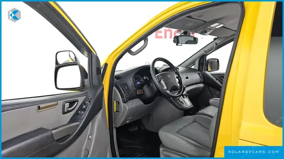 HYUNDAI STAREX GUARD CAR OF CHILDREN