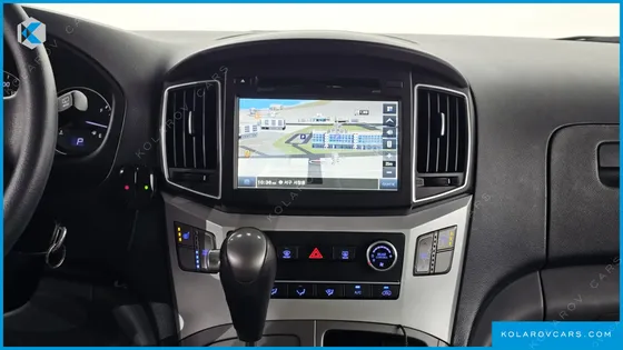 HYUNDAI STAREX GUARD CAR OF CHILDREN