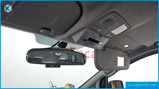 HYUNDAI STAREX GUARD CAR OF CHILDREN