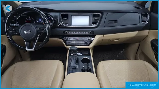KIA CARNIVAL 9-SEATER LUXURY