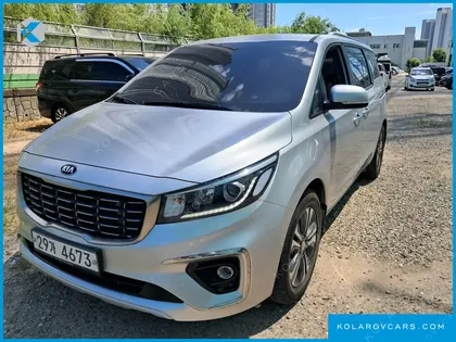 KIA CARNIVAL 9-SEATER LUXURY