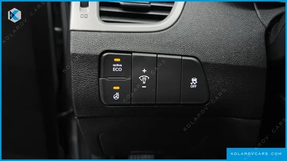 HYUNDAI ELANTRA (AVANTE) 1.6 GDI SMART