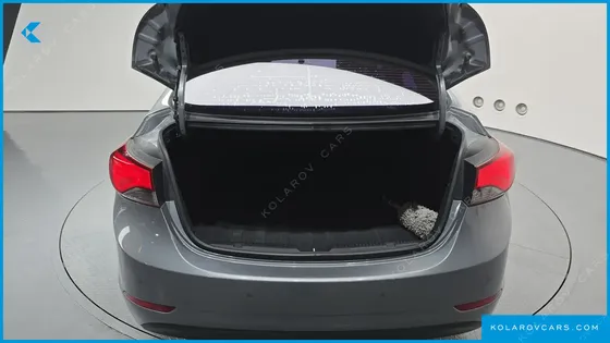 HYUNDAI ELANTRA (AVANTE) 1.6 GDI SMART