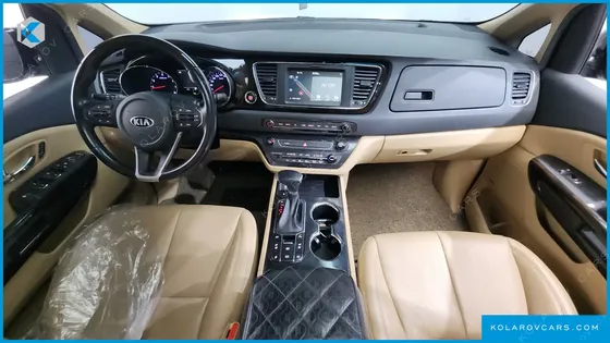 KIA CARNIVAL GASOLINE 9-SEATER NOBLESSE SPECIAL