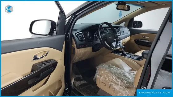 KIA CARNIVAL GASOLINE 9-SEATER NOBLESSE SPECIAL