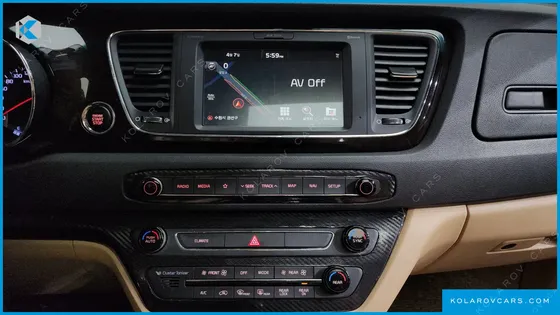 KIA CARNIVAL GASOLINE 9-SEATER NOBLESSE SPECIAL
