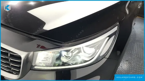 KIA CARNIVAL GASOLINE 9-SEATER NOBLESSE SPECIAL