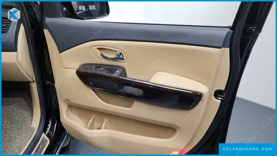 KIA CARNIVAL GASOLINE 9-SEATER NOBLESSE SPECIAL