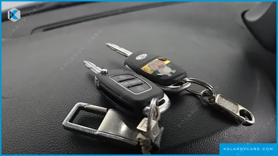 HYUNDAI STAREX 5-SEATER VAN