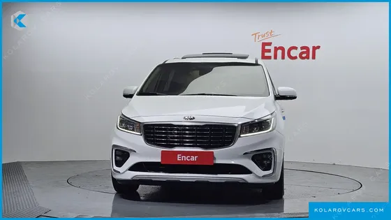 KIA CARNIVAL 7-SEATER LIMOUSINE