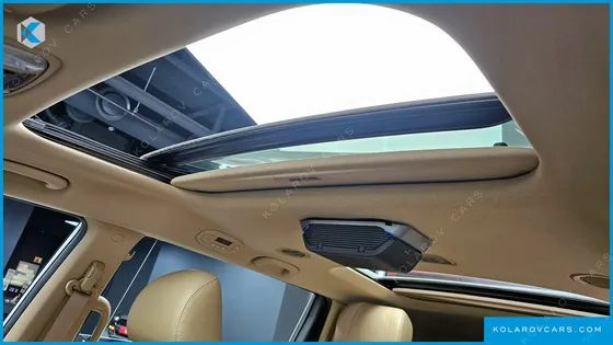 KIA CARNIVAL 7-SEATER LIMOUSINE