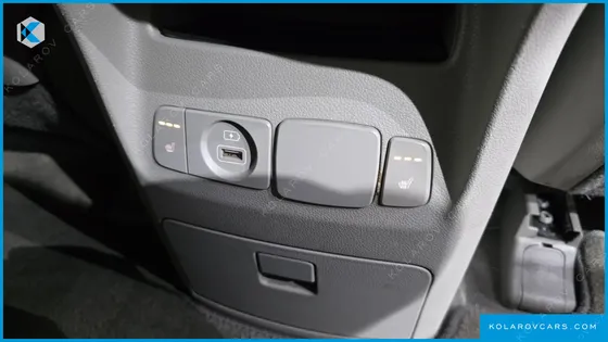 KIA CARNIVAL GASOLINE 11-SEATER PRESTIGE