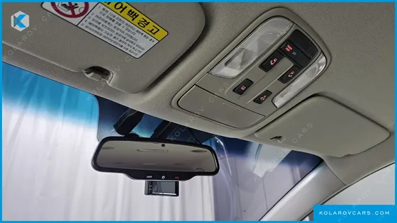 KIA CARNIVAL 9-SEATER LUXURY