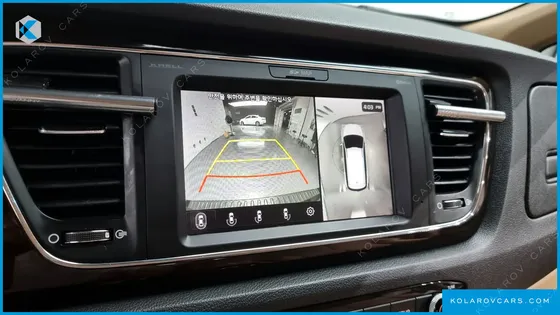 KIA CARNIVAL 7-SEATER LIMOUSINE