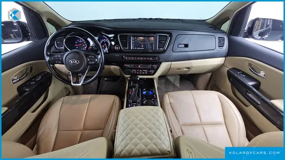KIA CARNIVAL GASOLINE 9-SEATER HI-LIMOUSINE